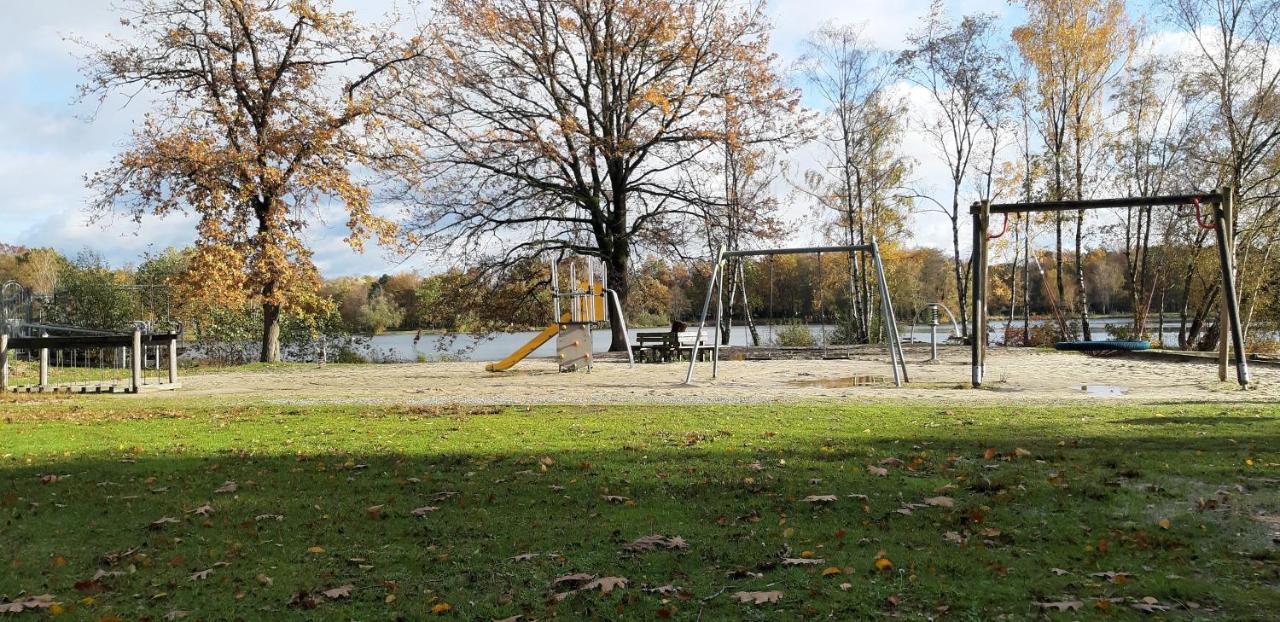 Zonnige Vrijstaande Bungalow In Prachtige Omgeving! Rekem Buitenkant foto